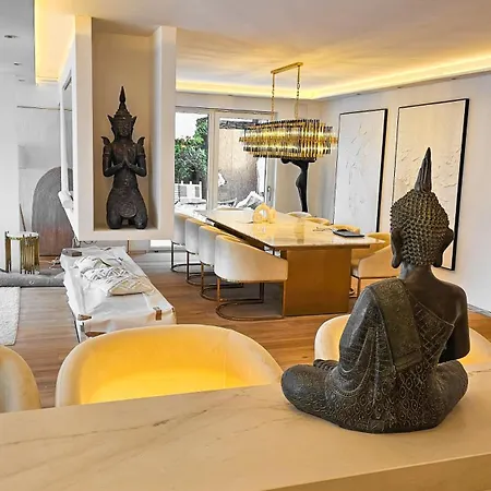 Appartamento Luxurious Large With Pool, Garden, Koi Pond Only 12 Min To Octoberfest *